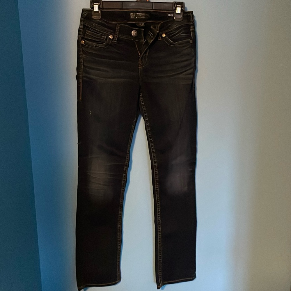 Silver Suki dark wash jeans size 27/32 mid rise straight
